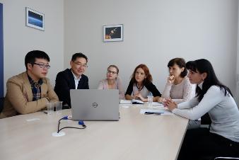 Discussing the recruitment cooperation with Russian partner Discussing the recruitment cooperation with Russian partner