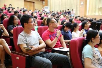 留学生提问 留学生提问